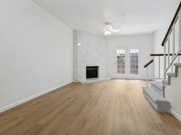 3801 14th St APT 1606, Plano, TX 75074