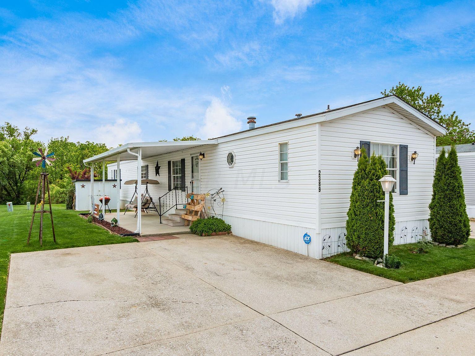 2389 Bluff Run Dr, Grove City, OH 43123 | Zillow