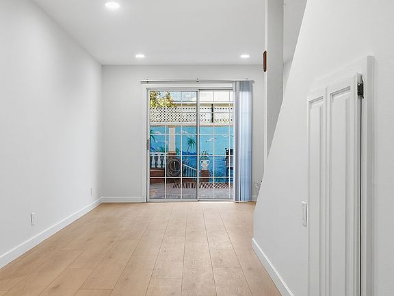 5th image of 516 Concord St APT 103