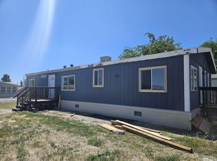 320 Bastian Rd, Battle Mountain, NV 89820