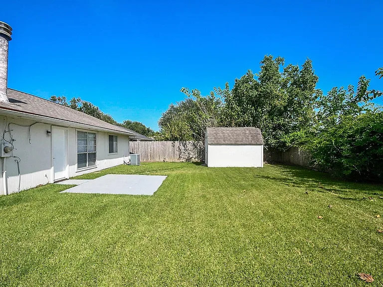 6906 Grant Dr — Photo 35