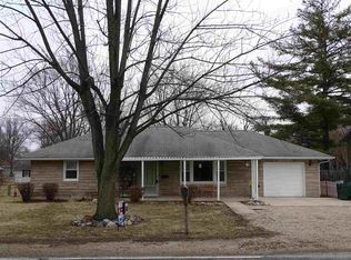 2018 S Burlington Dr, Muncie, IN 47302