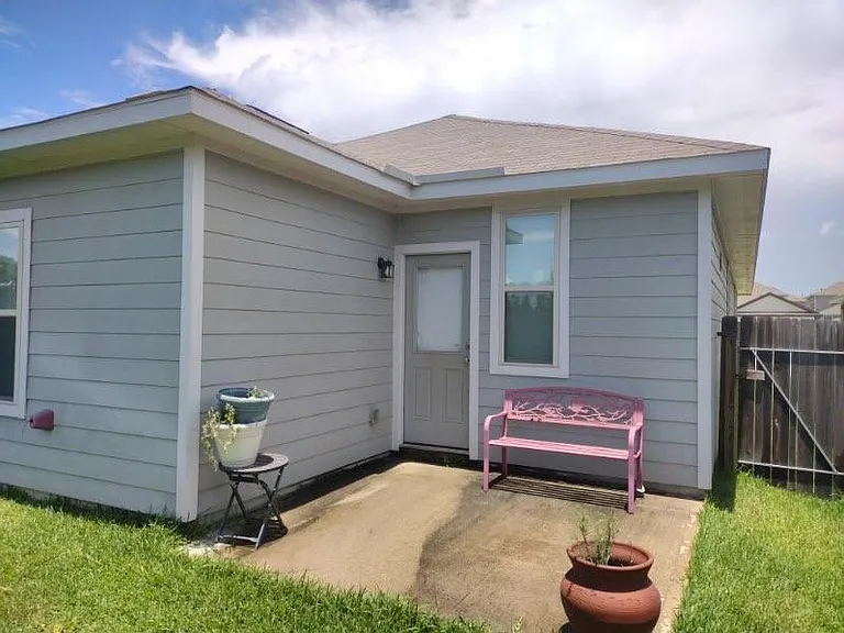 25392 Northpark Lake Dr — Photo 3
