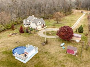 1268 Maple Ln, Brooklyn, MI 49230