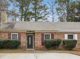 796 Indian Lake Dr, Lilburn, GA 30047