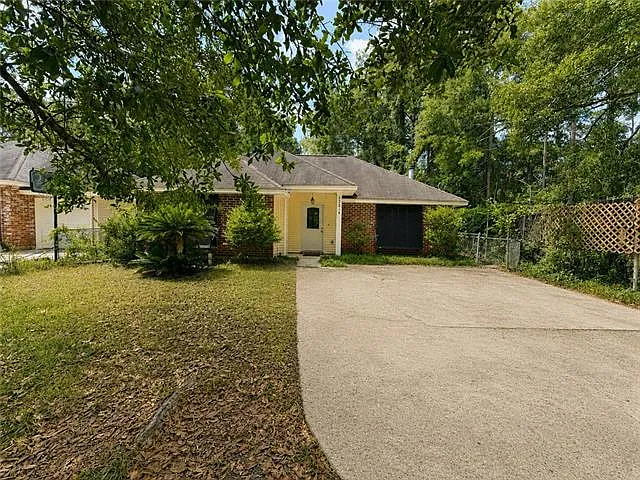 35218 Melody Ln
