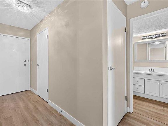 3rd image of 521 N 57th Ave SW #306
