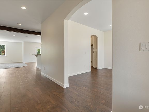4th image of 4807 Cordova Court