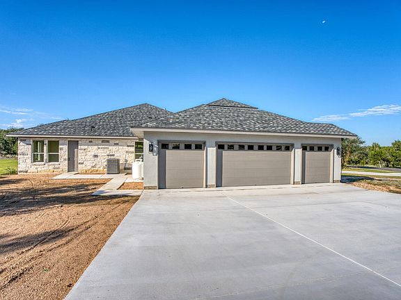 5th image of 105 Hardie Drive