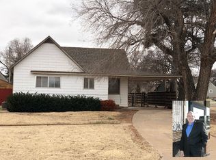 729 Center St, Alva, OK 73717