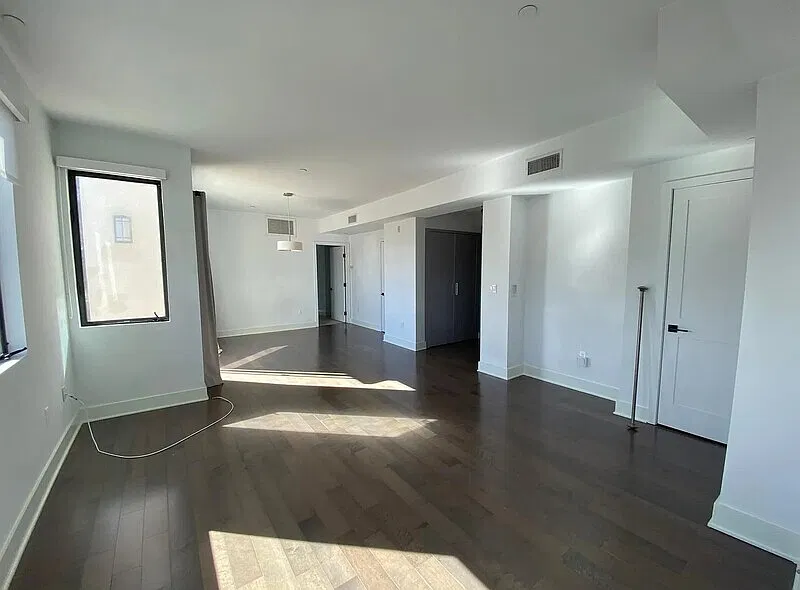 1817 S Prosser Ave #501