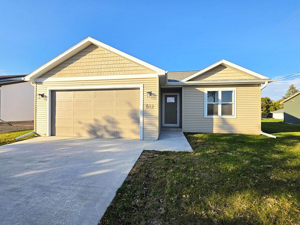 1st image of 512 Village Ln