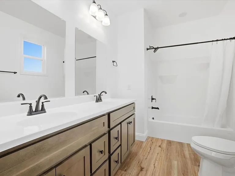 939 Nichols Rd — Photo 9