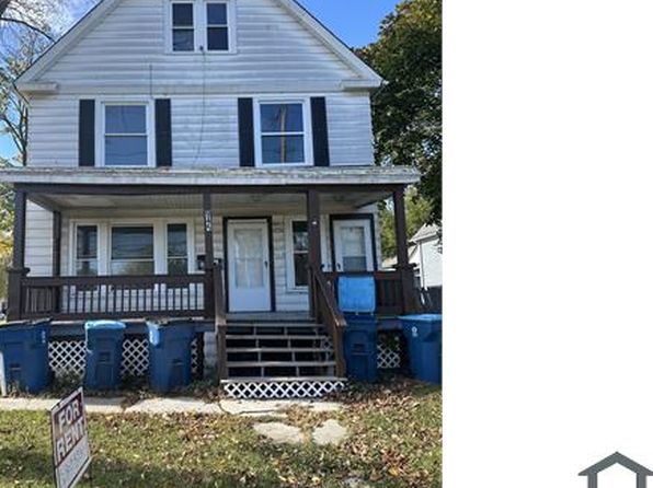 946 Washington Ave APT 2