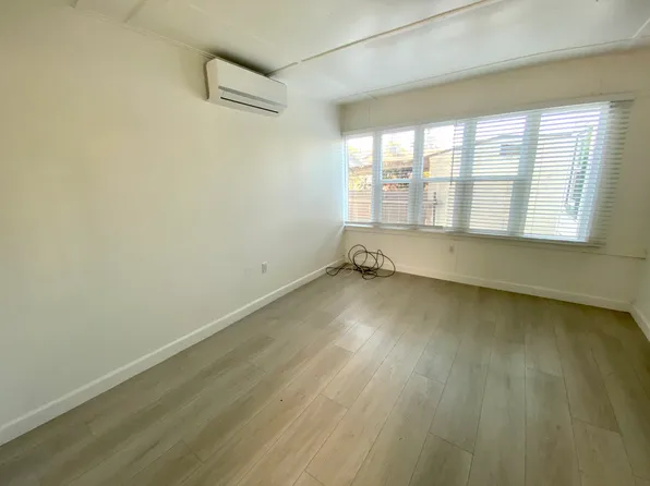 435 1/2 N Catalina Ave, Pasadena, CA 91106