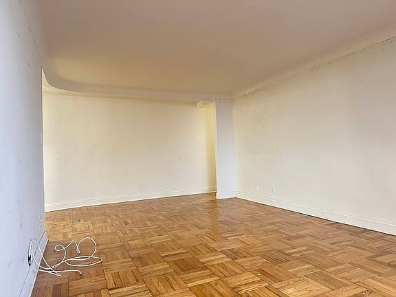 3rd image of 85-38 167th St #4M
