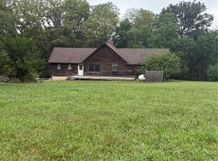 25207 E Timberlake Trl, Greenwood, MO 64034