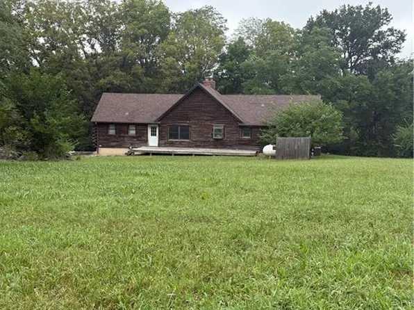 25207 E Timberlake Trl, Greenwood, MO 64034