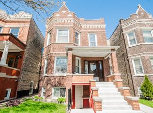 3104 N Davlin Ct, Chicago, IL 60618