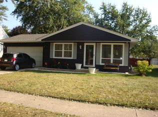 2105 South St, Elgin, IL 60123