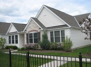 5582 Holly River Ave, Dublin, OH 43016