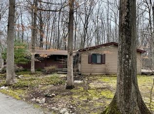 48245 Nine Mile Rd, Northville, MI 48167