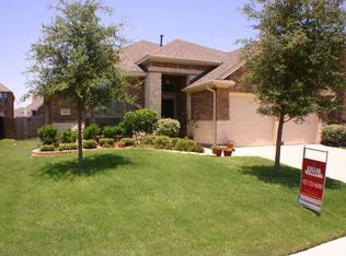 2660 Coral Cove Dr, Grand Prairie, TX 75054