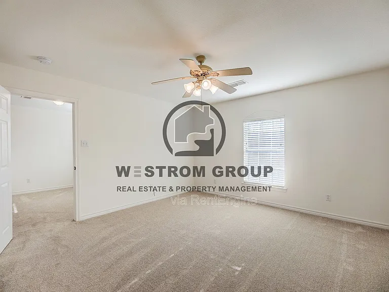 5855 Pecan Chase — Photo 25