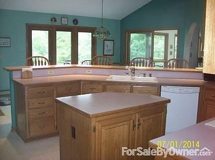 kitchen
						:
						Dining area on other side of snack bar.