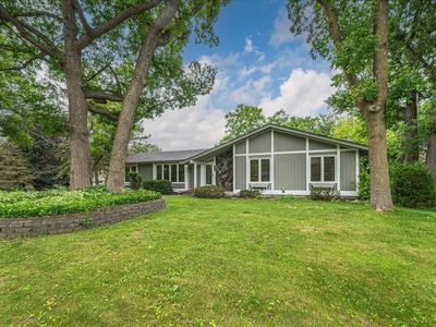 1496 N Innsbruck Dr, Minneapolis, MN, 55432