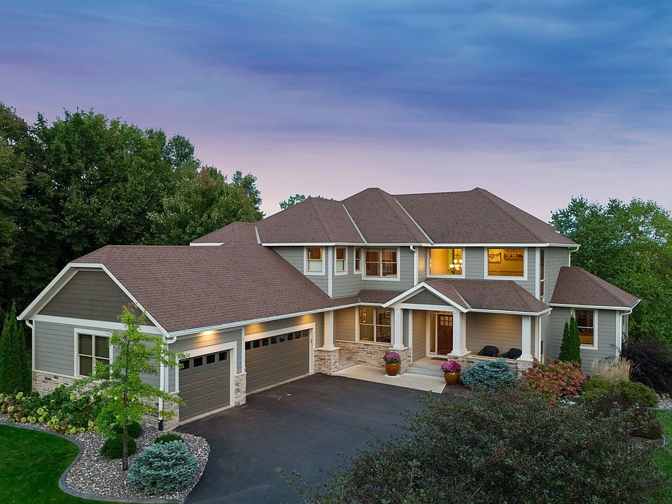 1st image of 23820 Meadow Creek Dr
