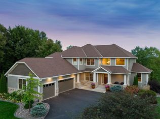 23820 Meadow Creek Dr, Loretto, MN 55357