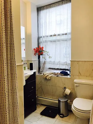 Rented by Veracity NYC LLC | media 27