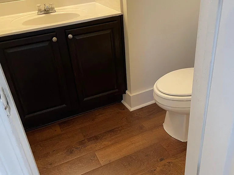 9007 Gatewick Ct — Photo 13