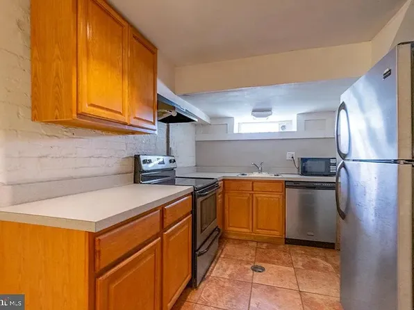 3512 Lancaster Ave, Philadelphia, PA