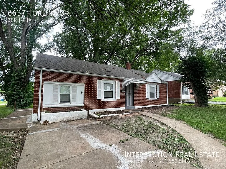 6637 Torlina Dr — Photo 2