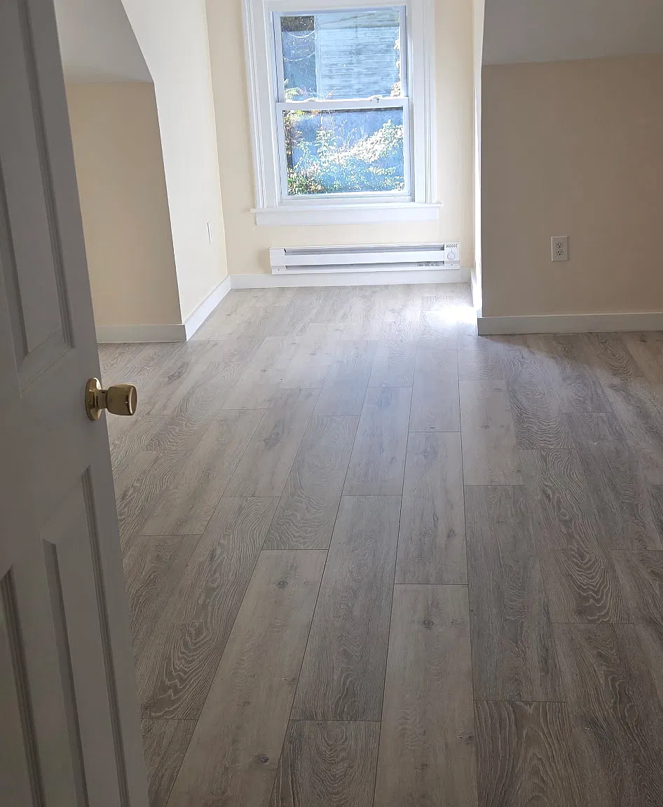 2 bed, $1,400 — Photo 2