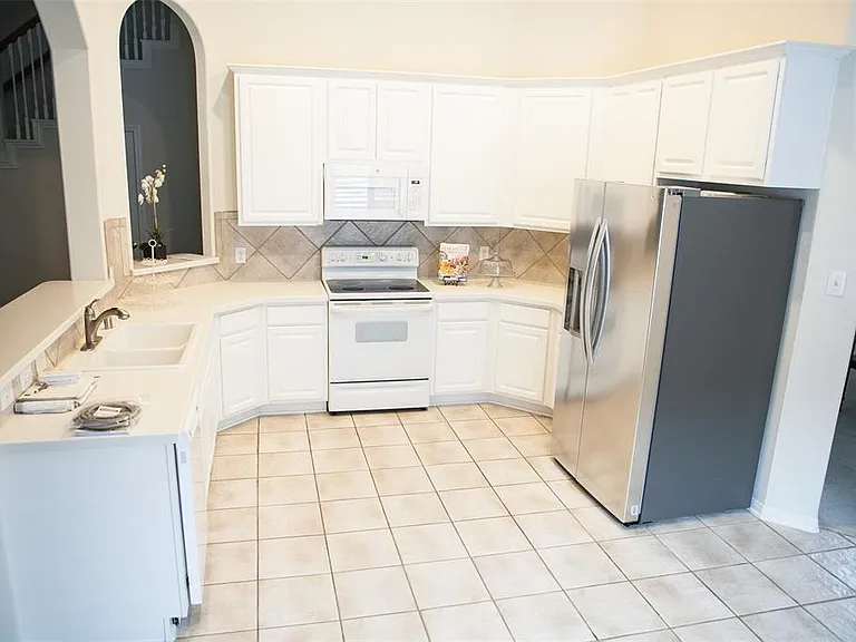 3334 Worthington Dr — Photo 7