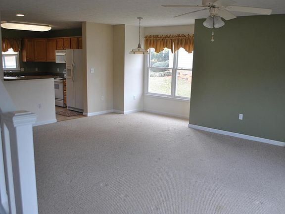 Great Room / Dining Area