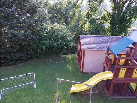 5th image of 286 Whitney Chase Ln