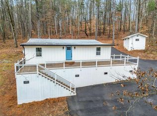 129 Blacks Mill Valley, Dawsonville, GA 30534