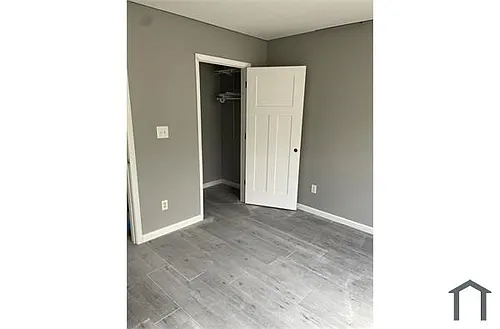 12150 Stewarts Crossing Dr Photo 1
