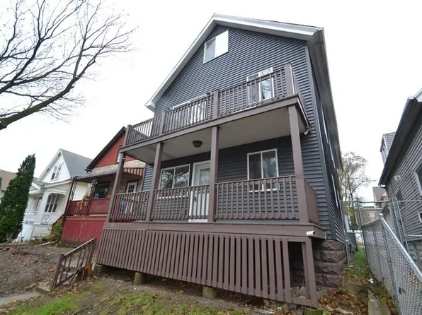2469 South 12th STREET, Milwaukee, WI 53215