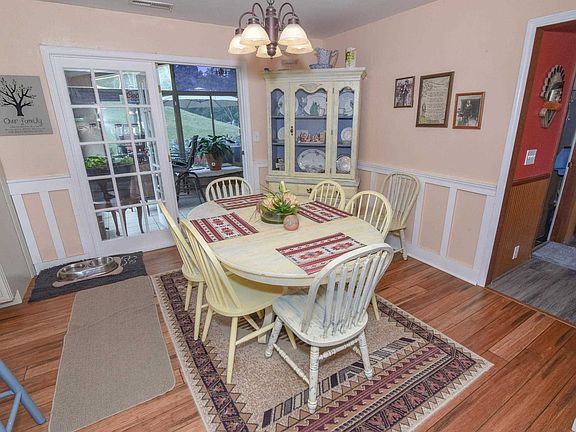 5th image of 10008 Persimmon Grove Pike