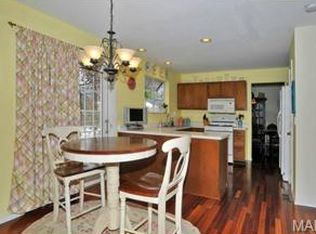 3057 Arrowhead Point Dr, Saint Louis, MO