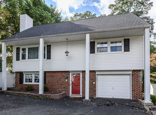 29 Bayview Ave, Hopatcong, NJ 07843