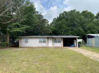 6445 Eva St, Milton, FL 32570