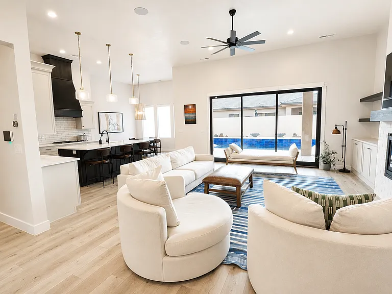 253 S 660 W — Photo 9