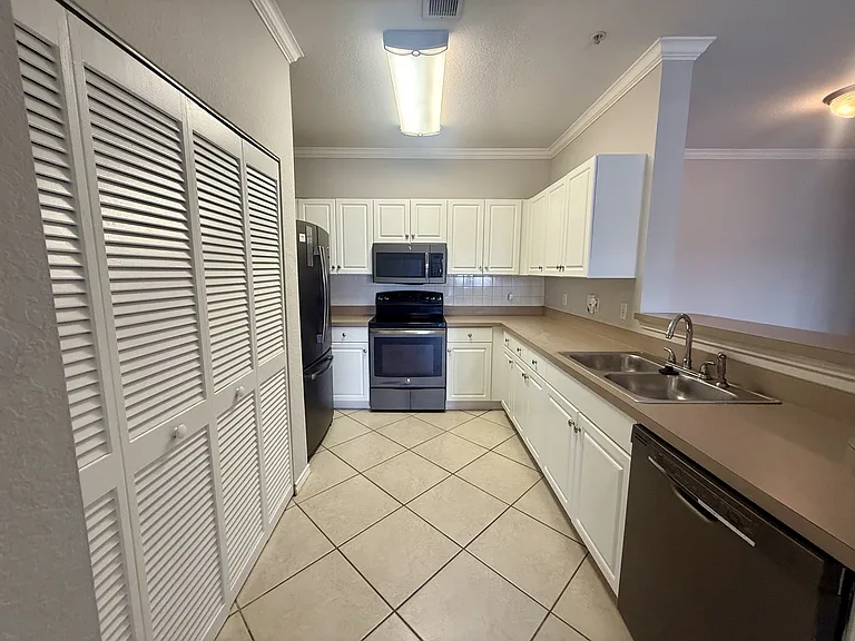 4306 Bayside Village Dr #1-102 — Photo 22