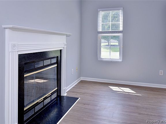 5th image of 7609 Thacher Dr
